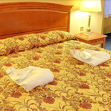 Killarney Plaza Hotel & Spa