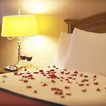 فندق Plaza & 4*