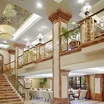 Plaza & فندق