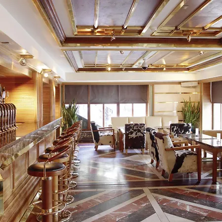 基拉尼广场温泉酒店 酒店 基拉尼