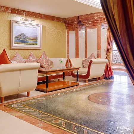 Plaza Hotel&spa Otel 4*