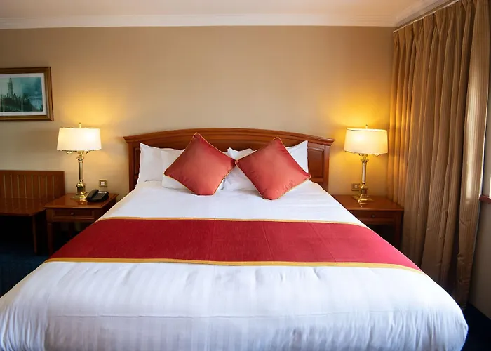 Killarney Plaza Hotel & Spa 4*