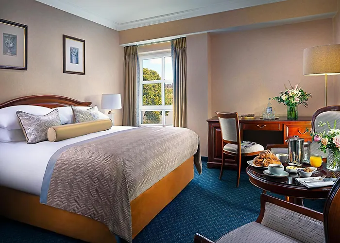 Killarney Plaza Hotel & Spa Hotel