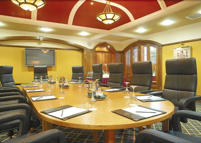 Killarney Plaza Hotel & Spa Hotel