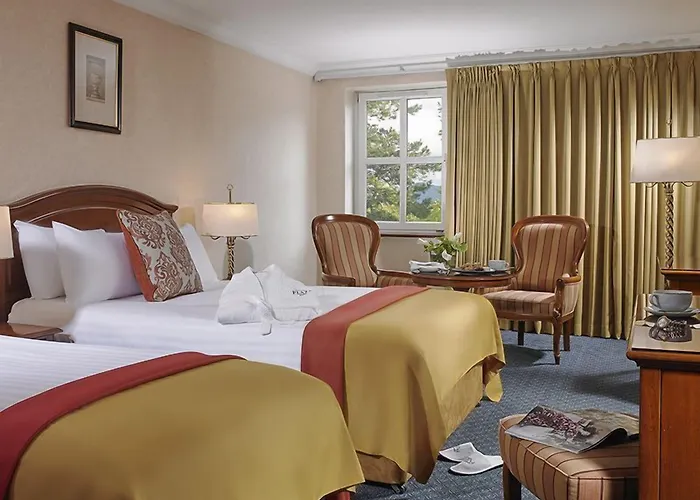 Killarney Plaza Hotel & Spa Hotel